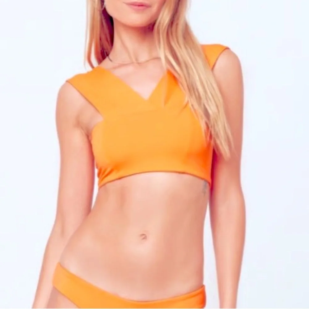 L * Space - Women's Orange Bralette Top Convertible Square Neckline & V - neck L